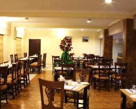 Sarovar Portico Badrinath Hotel Joshimath Restaurant photo